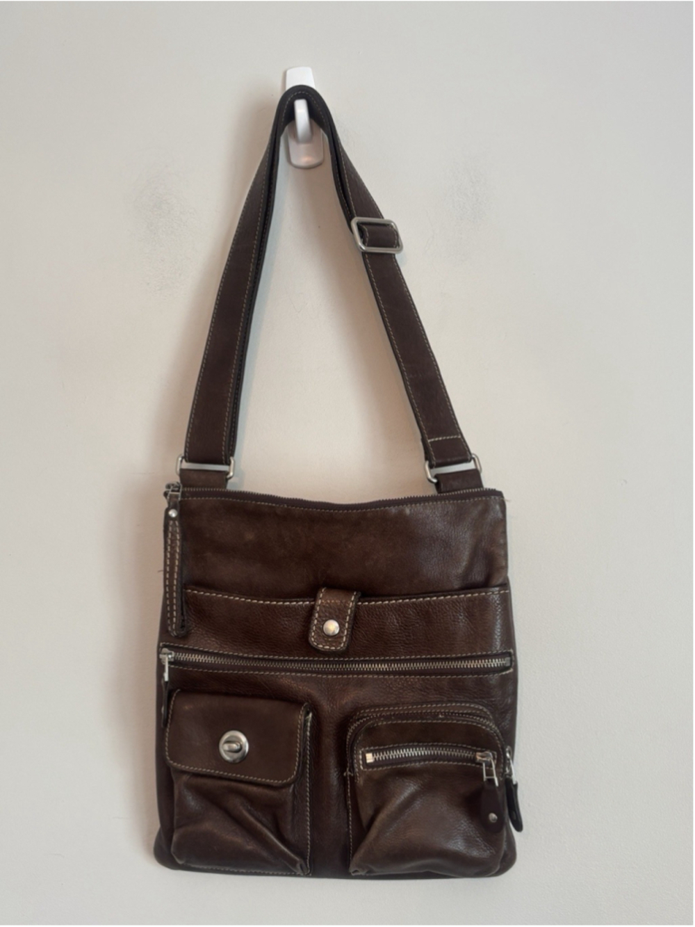 Vintage Roots Canada Venetian Village Crossbody Bag Brown Tribe Pebbled Leather